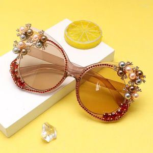 Lunettes de soleil Designer Cat Eye Butterfly pour femmes 2023 Diamond Bling Sun Lunettes Brillant Lunette Soleil Femme