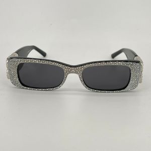 Lunettes de soleil pour femmes hommes métal B rétro 0096 Designers diamant style lunettes anti-ultraviolets plein cadre avec boîte 0096S