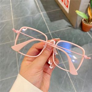 Monturas de gafas de sol Cuadradas Gafas de bloqueo de luz azul Hombre y mujer Vino rosado Gafas de montura negra Gafas de visión de moda al por mayor