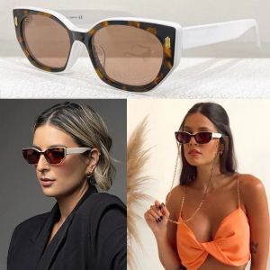 Lunettes de soleil Dames Designers 400181 Lunettes de soleil avec chaîne pour femmes Shopping de mode Lunettes Jambe blanche Tortue Cadre de couleur Protection UV400 Lentilles