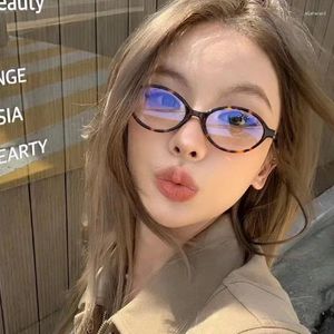 Gafas de sol para mujer, gafas ovaladas Retro Y2k, estilo coreano con estampado de leopardo, gafas antiazules para niñas, gafas sencillas para exteriores sin marco de maquillaje