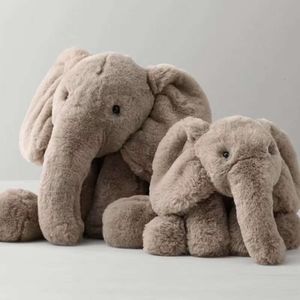 Super souple vendeurs de dessin animé Anime Anime Elephant Doll Animal Farmed Plush Toy