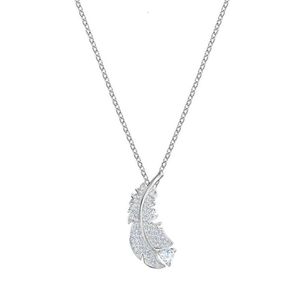 Collar Swarovski de alta calidad para mujer, Collar de plumas de diamante completo, cadena de cristal con elemento Shi Hua para mujer