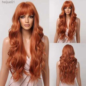Perruques synthétiques Ginger Curly Wigs synthétiques pour les femmes Long Natural Wavy Orange Wigs avec une frange plate Wigl231024 avec une frange plate.
