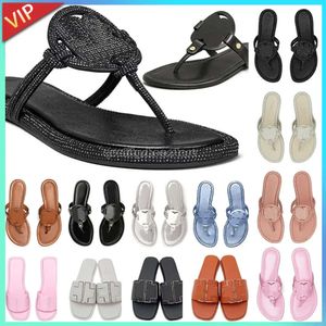 T et b Sandales de haute qualité INES Sandale Slides Sport Miller Miller Metallic Snake Leather Designer Slippers Femmes Blanc Black Patent Patent jaune rose Sier Flip Flops Mesualités