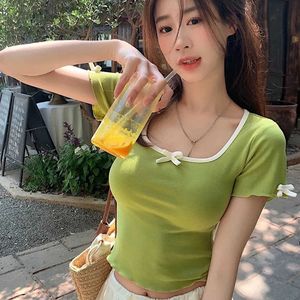 Camiseta colorida con lazo de cubo, camiseta de verano con ajuste coreano y escote cuadrado, camiseta verde informal de manga corta para mujer P230603
