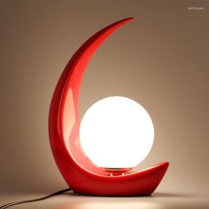Lampes de table en plus des lumières moderne résine lune noir rouge chambre bureau salon abat-jour en verre luminaires créatifs