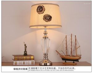 Lámparas de mesa estilo europeo lámpara de cristal de lujo de alta calidad El moda creativa moderna sala de estar dormitorio cabecera decorativa