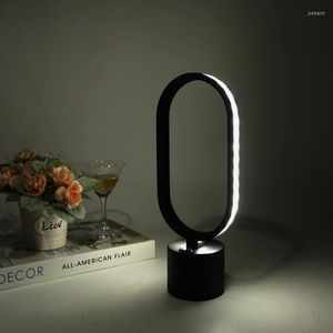 Lámparas de mesa Lámpara de barra de carga LED Estilo europeo Café claro Restaurante Luz Noche Personalidad creativa Escritorio