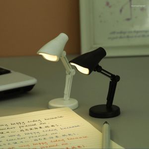 Lampes de table Mini LED lampe de bureau Clip de Protection des yeux magnétique lumière de livre exquise et compacte Portable pliante nuit