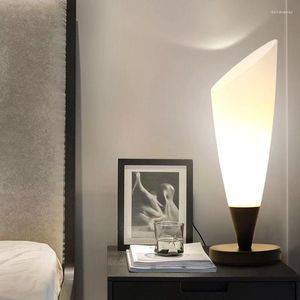 Lámparas de mesa, lámpara moderna con forma de lirio para dormitorio, sala de estar, estudio, cocina, luz LED personalizada para mesita de noche, bombilla E27 de 5W
