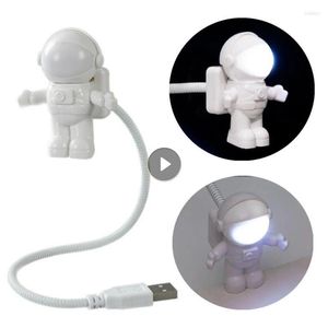 Lampes de table Portable USB alimenté veilleuse lecture livre lumières astronaute lampe de bureau LED pour ordinateur portable clavier éclairage