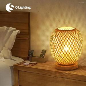 Lámparas de mesa Retro estilo chino lámpara de escritorio tejido de bambú creativo hecho a mano ratán dormitorio restaurante luces de noche