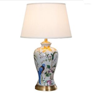 Lámparas de mesa Vintage Country Pájaros pintados a mano Cerámica china Lámpara LED E27 para sala de estar Dormitorio Mesita de noche Boda Deco H 63 cm 2213