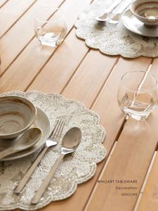 Tapis de table Rinoart Vintage fait à la main perlé napperon fleur tasse à thé soucoupe luxe décor à la maison