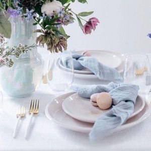 Servilleta de mesa YEPQZQ decoración de boda gasa gasa juego de servilletas de cena 10 muselina teñida a mano deshilachada granero rústico tela azul claro