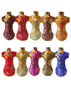 Robe tang robe décorative broderie de style chinois sans glissement de bouteille de vin de vin 6536655