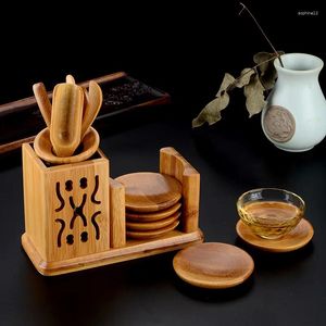 Juntos de té SEIS Caballero Té de té Mesa de madera sólida Copa de aislamiento de aislamiento Utensilios de bambú accesorios de ceremonia de estilo chino