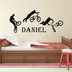 Autocollant mural en vinyle pour vélo de saut Freestyle BMX, nom personnalisé pour enfants, adolescents, décoration de chambre pour garçons, 220621