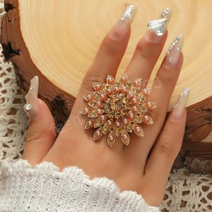 Temperamento exagerado anillo de flor de perla de cristal para mujer personalidad nupcial gran girasol dorado anillo abierto regalo de fiesta