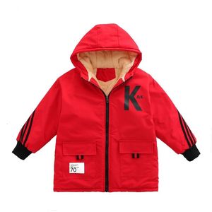 Tencas Chaqueta de poliéster de invierno para niño Versión coreana más Terciopelo Abrigo de moda grueso Prendas de abrigo de longitud media Ropa para niños 230311