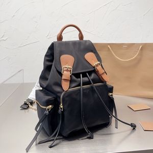 The Rucksack Nylon 2023 New Brand Designer Backpack atmosphère sac à dos Sac à bandoulière Small Sac Schoolbag Leather Mini Backpacks Claking Bur