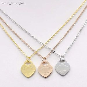 tiffancy necklace 2024 Marque de luxe Offre Spéciale Design Coeur Amour Collier pour Femme Accessoires En Acier Inoxydable Zircon Coeur Amour Collier pour Femmes Bijoux Cadeau