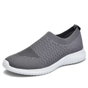 Tiosebon Mens Casual confortable Chaussures de marche douce tricotées courir un pas des chaussures de sport légères moyennes larges M361