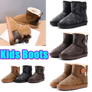 Enfant en bas âge Australie bottes chaudes chaussons enfants chaussures bébé classique Ultra Boot filles chaussure uggly moitié enfants sneaker enfant jeunesse designer neige nourrissons chaussons