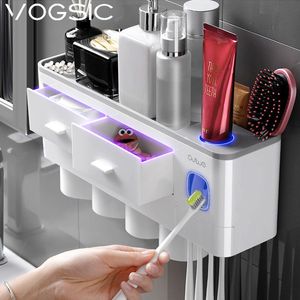 Porte-brosse à dents VOGSIC support de rangement avec tasse distributeur automatique de dentifrice articles de toilette muraux pour la maison accessoires de salle de bain ensemble 230710