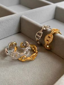 Top 925 Anillos de diseñador de marca de moda novedosa para mujer Joyería de anillo de cristal brillante con piedra de diamante CZ