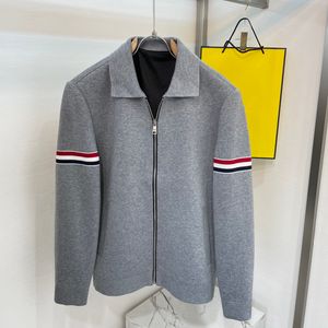 Top designer Automne / Hiver veste à capuche à manches longues Mode décontractée incontournable manteau à capuche en coton ample motif rayé pour hommes et femmes