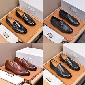 Zapatos de los mejores diseñadores Mocasines de moda para hombres Cuero genuino Trabajo de oficina de negocios para hombres Zapatos de vestir formales Diseñador de la marca Zapato plano de boda con caja Tamaño 38-45