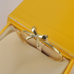 Pulseras de moda superior Pulsera de oro para mujer Regalo Brazalete de diseñador de lujo Pulseras Joyería de moda