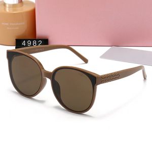 Las mejores gafas de sol de lujo Gafas de diseñador Gafas para hombres y mujeres Gafas premium Marcos para gafas de mujer Estuche para gafas de sol de metal retro M