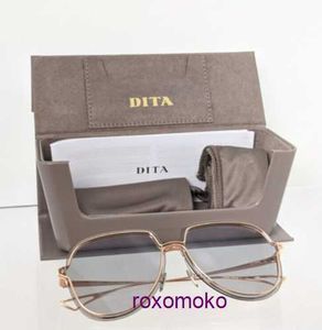Top Original vente en gros de lunettes de soleil Dita boutique en ligne Nouvelles lunettes de soleil authentiques NIGHTBIRD THREE DTS 520 62 02 Gold Frame