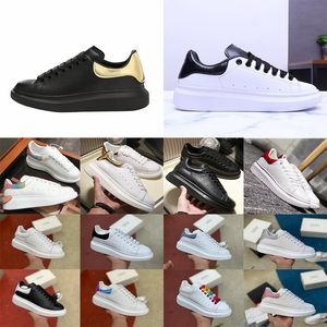 Top qualité Designer sur la taille chaussures décontractées en cuir de luxe velours daim espadrille formateur hommes femmes appartements à lacets plate-forme semelle baskets 36-44 avec logo