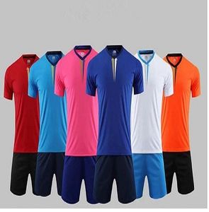 Top Qualité Team Soccer Jersey Hommes Pantaloncini Da Football Short Sportswear Vêtements de course Gris Violet Ivoire Armée VertNoir Blanc Gooddi