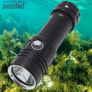 Antorchas IPX8 Profesional LED Linterna de buceo 26650 Táctico Impermeable Portátil Blanco / Amarillo 100M Linterna subacuática 4 Modo Luz de buceo Q231013