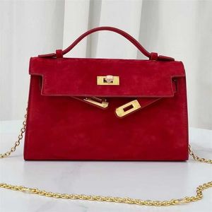 Sac fourre-tout avec logo 2023 Automne Nouvelle couche supérieure en cuir de vachette nubuck première génération pochette KEII sac chaîne de nez de cochon portable sac à bandoulière pour femme Y4FNM