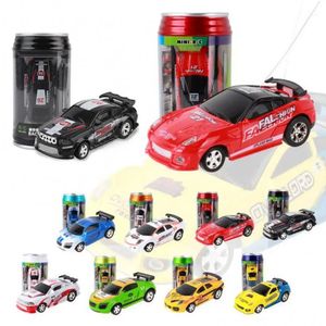 Transformación juguetes Robots 1/58 Control remoto MINI RC Coche con batería Racing PVC Latas Paquete Máquina Drift Buggy Controlado Toy Kid 231121