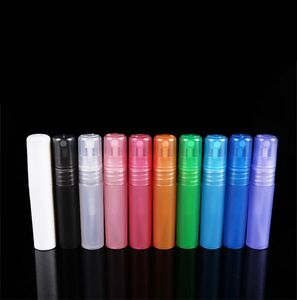 Botella de perfume portátil de viaje Botellas de spray Envases cosméticos vacíos 5 ml Atomizador Pluma de plástico colores múltiples envío gratis 100