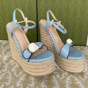 Trendy Fashion Wedge Heel Sandals plate-forme espadrille pour femmes filles dame dames Multicolors Loisirs jokersize front de mer belle haute