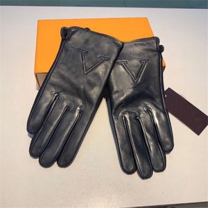 Guantes de piel auténtica para mujer, manoplas cálidas para conducir en invierno, guantes de piel de oveja con pantalla táctil y caja de regalo