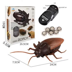 Trick Electric Cockroach Pet RC Simulation Spider Robotic Controly Control Ant Toy Halloween Noël Mini Cadeau pour insecte de farce adulte 240417