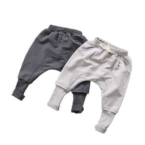 Pantalons bébé garçons pantalons pour printemps automne coton solide enfant en bas âge enfants noir gris enfants vêtements garçon Harem 230906
