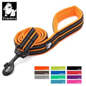 Truelove Soft Dog Pet Leash dans le harnais et le collier réfléchissant en nylon maille formation de marche 11 couleur 200cm TLL2112 Drop 210712