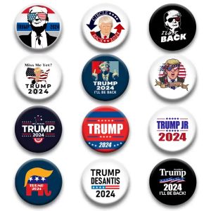 Badge métallique Trump 2024, 12 Styles, bouton épingle, médaille pour l'élection du président américain, vente en gros