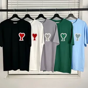 T-shirt Amis Hommes Femmes Designers T-shirts Hip Hop Mode Impression À Manches Courtes De Haute Qualité Homme T-shirt Polo Chothes T-shirts En Gros