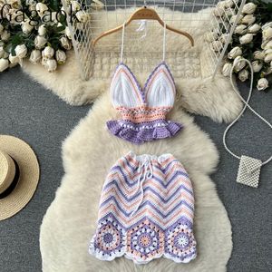 Deux pièces robe Gagaok évider crochet tricot costume femmes été à volants style court soutien-gorge cou dos nu gilet filles jupe deux pièces ensemble 230509